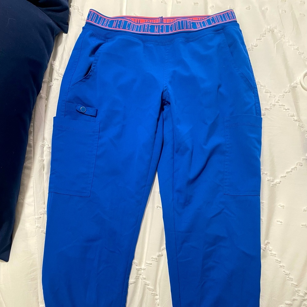 NWOT Med Couture Scrub Pants